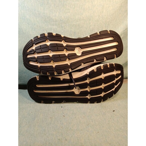 New Balance Womens Shoes 577 V4 Size 7 Sneaker Athletic Running - Picture 5 of 6